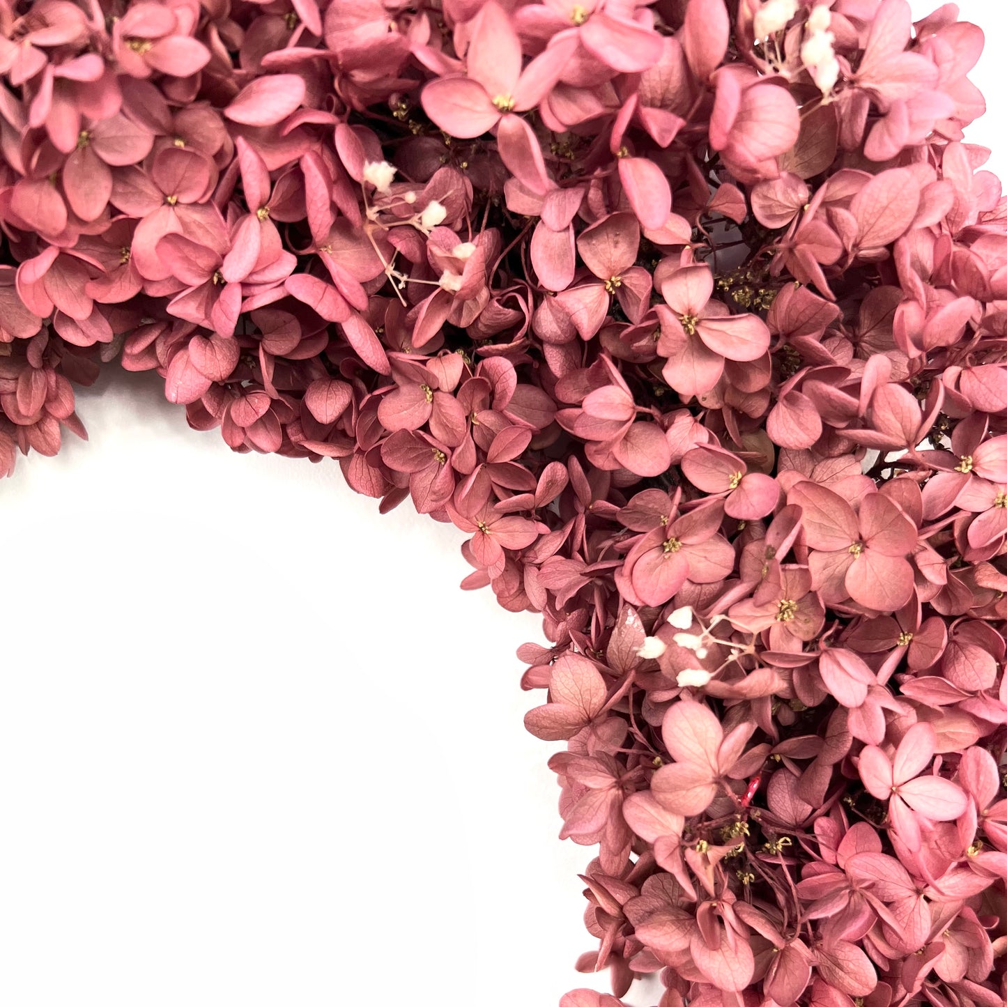 closeup view of the preserved natural hydrangea wreath