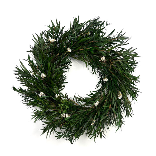 preserved farmhouse bottlebrush wreath with white daisy flowers for all seasons